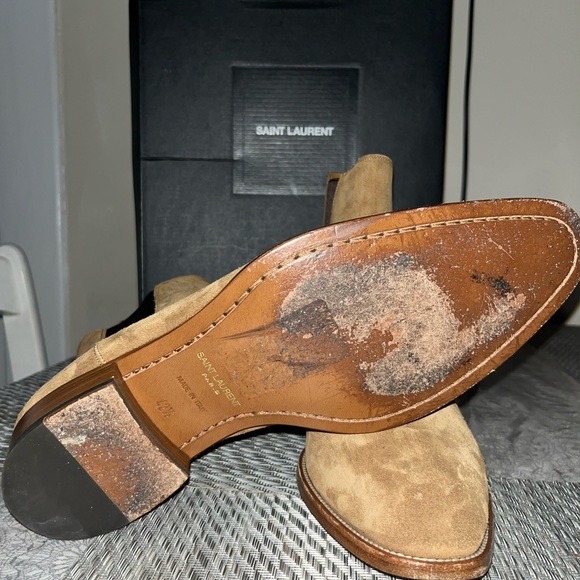 Yves Saint Laurent Wyatt Chelsea Boots - Picture 6 of 8